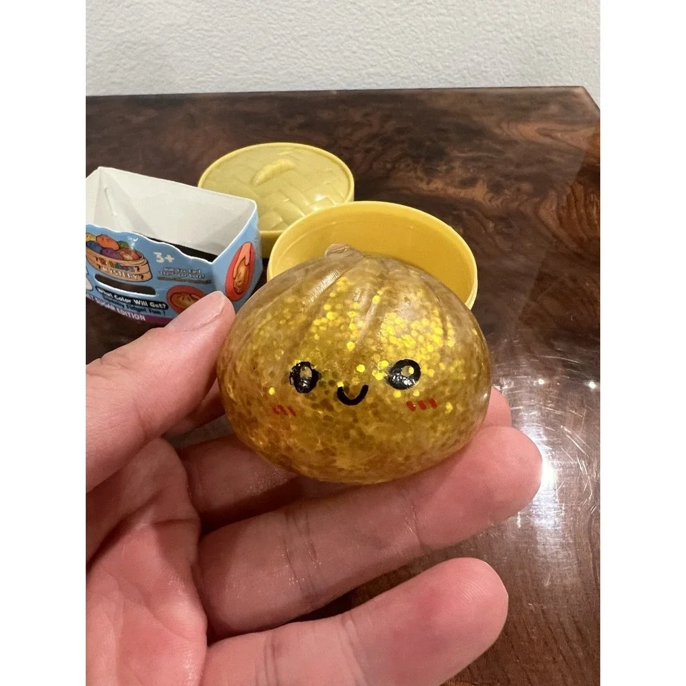 Super Rare Golden Glitter Rainbow Mystery Bun Squishy CONFIRMED Chase w/ Box